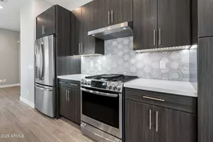 1717 E Morten Ave, Phoenix, AZ 85020 - Photo 8