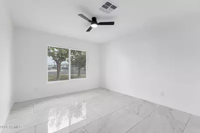 13802 N 33rd Avenue, Phoenix, AZ 85053 - Photo 16