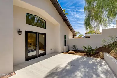 2212 E Cinnabar Avenue, Phoenix, AZ 85028 - Photo 14