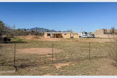 5254 S Santa Claus Avenue, Sierra Vista, AZ 85650 - Photo 2