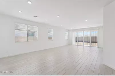 6972 W Buckhorn Trail, Peoria, AZ 85383 - Photo 4