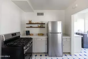 302 W Cypress St, Phoenix, AZ 85003 - Photo 12
