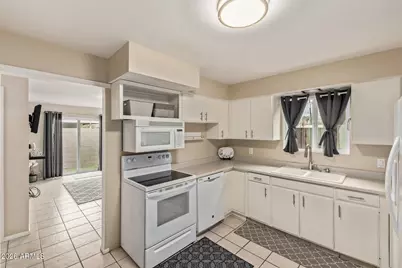 4430 N 28th Street #8, Phoenix, AZ 85016 - Photo 10