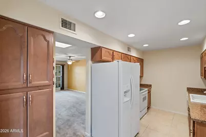 17445 N Boswell Boulevard, Sun City, AZ 85373 - Photo 10