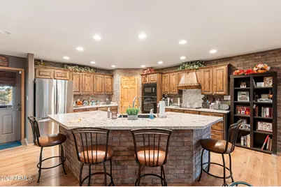 2214 Mountain Lion Lane, Overgaard, AZ 85933 - Photo 30