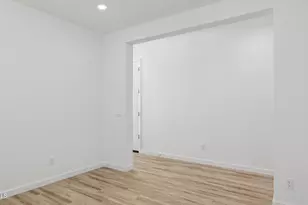 6980 W Buckhorn Trail, Peoria, AZ 85383 - Photo 8