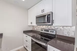 8888 N 47th Ave, Glendale, AZ 85302 - Photo 4