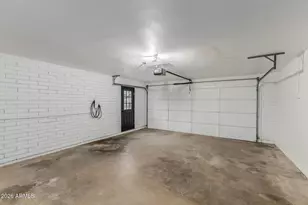 2117 W Kimberly Way, Phoenix, AZ 85027 - Photo 32