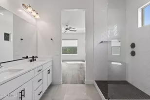 1111 E Holland Park Dr, Gilbert, AZ 85297 - Photo 26