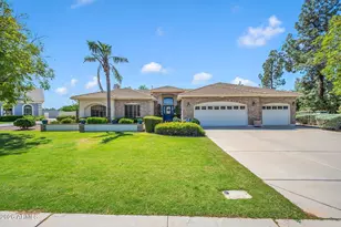 4647 E Garnet Cir, Mesa, AZ 85206 - Photo 2