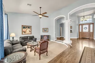 4647 E Garnet Cir, Mesa, AZ 85206 - Photo 8