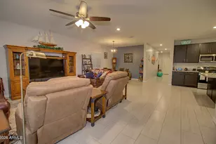 642 E Emerald Dr, Casa Grande, AZ 85122 - Photo 8