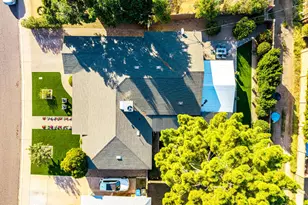 3746 E Fairmount Ave, Phoenix, AZ 85018 - Photo 4