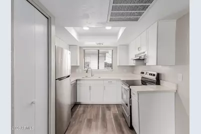 2223 W Dora Street, Mesa, AZ 85201 - Photo 4