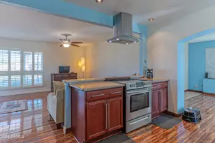 1317 E Lawrence Ln, Phoenix, AZ 85020 - Photo 8