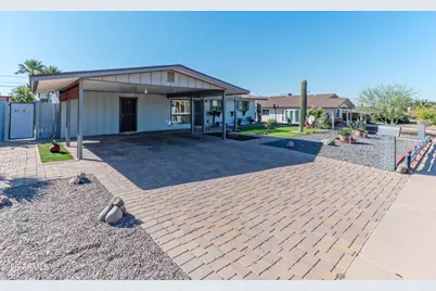 1317 E Lawrence Lane, Phoenix, AZ 85020 - Photo 2