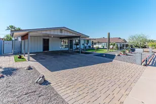 1317 E Lawrence Ln, Phoenix, AZ 85020 - Photo 2