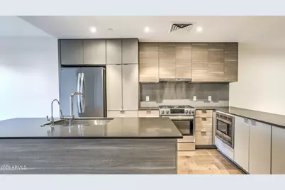 2300 E Campbell Avenue #121, Phoenix, AZ 85016 - Photo 2