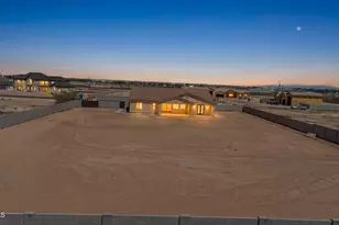 4368 N 191st Ln, Litchfield Park, AZ 85340 - Photo 8