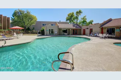 5525 E Thomas Road #M16, Phoenix, AZ 85018 - Photo 20