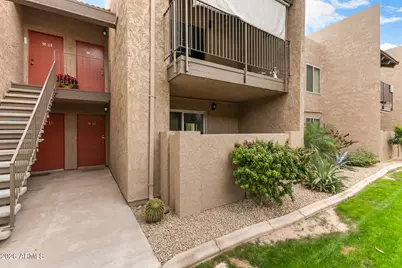 5525 E Thomas Road #M16, Phoenix, AZ 85018 - Photo 6