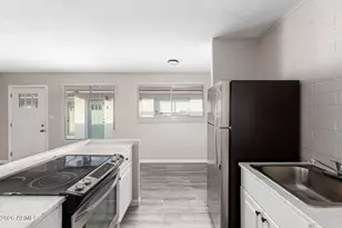 405 S Priest Dr, Tempe, AZ 85281 - Photo 24