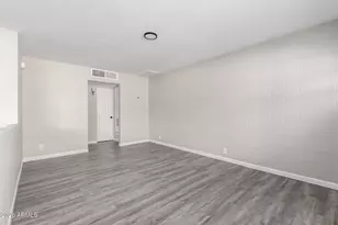 405 S Priest Dr, Tempe, AZ 85281 - Photo 30