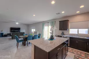 43653 W Cypress Ln, Maricopa, AZ 85138 - Photo 22