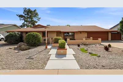 1431 E Garnet Avenue, Mesa, AZ 85204 - Photo 2