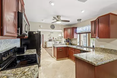 1431 E Garnet Avenue, Mesa, AZ 85204 - Photo 12