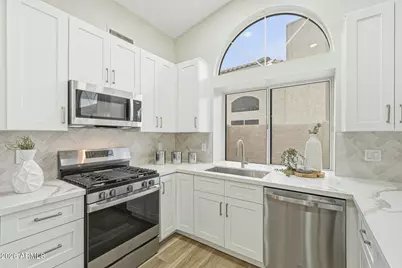 20001 N 86th Drive, Peoria, AZ 85382 - Photo 14