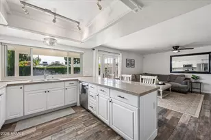 4033 E Dahlia Dr, Phoenix, AZ 85032 - Photo 10