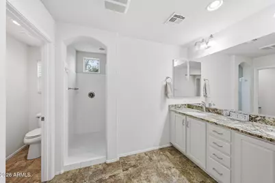 5148 W Quail Track Drive, Phoenix, AZ 85083 - Photo 36