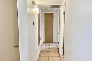 949 W Parkway Blvd, Tempe, AZ 85281 - Photo 12