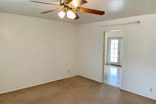 949 W Parkway Blvd, Tempe, AZ 85281 - Photo 2