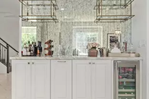 2931 E Madison Vistas Dr, Phoenix, AZ 85016 - Photo 10