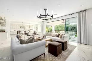 2931 E Madison Vistas Dr, Phoenix, AZ 85016 - Photo 2