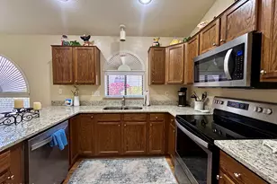 17615 W Babbitt Dr, Surprise, AZ 85374 - Photo 4