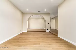 6425 W Crocus Dr, Glendale, AZ 85306 - Photo 10