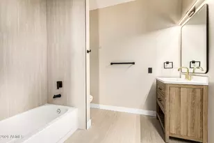 6425 W Crocus Dr, Glendale, AZ 85306 - Photo 32