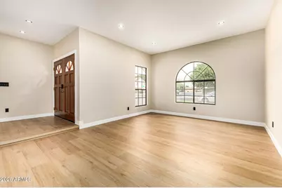 6425 W Crocus Drive, Glendale, AZ 85306 - Photo 6