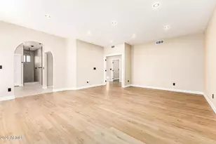 6425 W Crocus Dr, Glendale, AZ 85306 - Photo 24