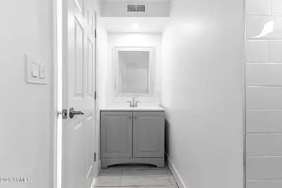 2921 W Solano Drive S, Phoenix, AZ 85017 - Photo 14