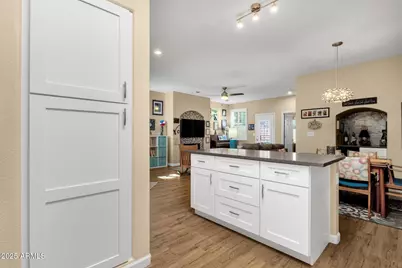 3221 N 37th Street #10, Phoenix, AZ 85018 - Photo 12