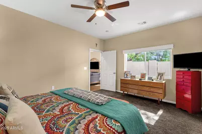 3221 N 37th Street #10, Phoenix, AZ 85018 - Photo 20