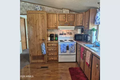 1980 S Hilton Road, Apache Junction, AZ 85119 - Photo 10