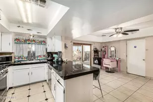 10291 N 91st Ave, Peoria, AZ 85345 - Photo 14