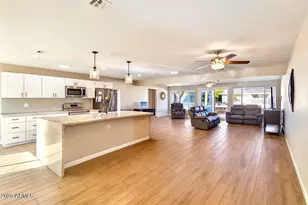 10508 W Kelso Dr, Sun City, AZ 85351 - Photo 1