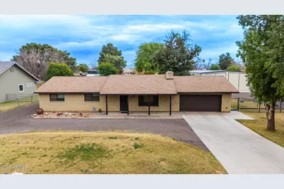 10401 W Avalon Drive, Avondale, AZ 85392 - Photo 2