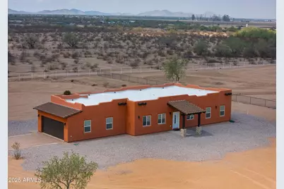 210 N Pettoshas Drive, Maricopa, AZ 85139 - Photo 2